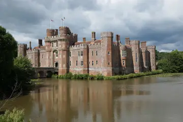 herstmonceux-castle